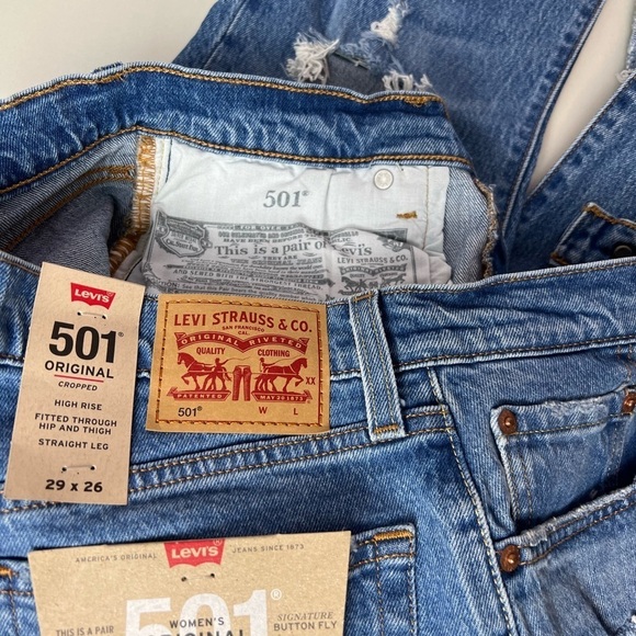 NWT Levi’s 501 Button fly Jean Cropped High Rise Distressed Size 29 - Picture 7 of 10